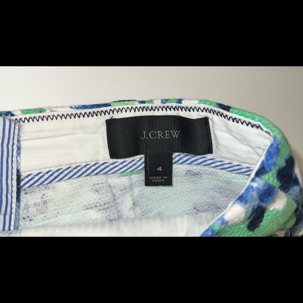 J. Crew Floral Shorts Womens Size 4 Green and Blue - Picture 4 of 6